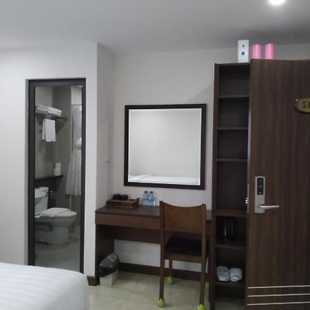 K Business 1 Hotel My Dinh 미딩 Hanoi Esterno foto